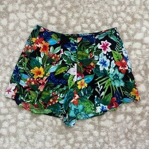 Show Me Your MuMu Short - Tropical Lovefest